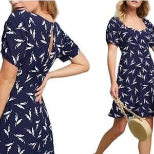 Elegant Mauve Women's Dress with Butterfly Pattern, Size 14